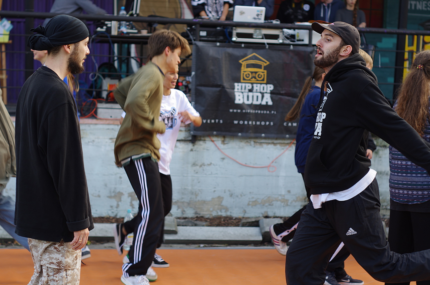 Hip Hop Buda Opole, zajęcia taneczne dla dzieci, młodzieży i dorosłych, szkoła tańca w Opolu, dancehall, breakdance, twerk, obozy taneczne, taniec, Akademia Kultury Hip Hop, Szkoła Dj, zajęcia djskie